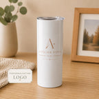 Gourde isotherme personnalisée minimaliste avec initiale, prénom Clara et design élégant