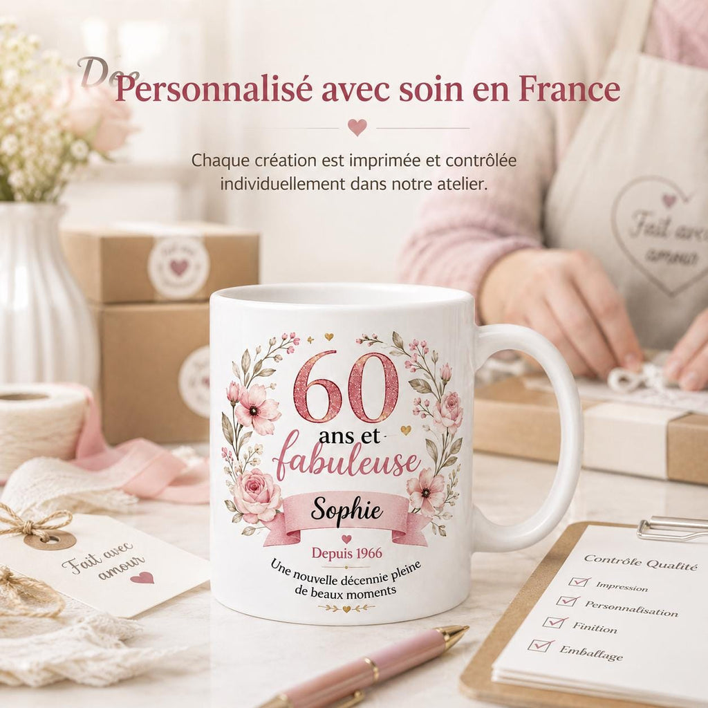 Mug 60 ans femme personnalisé avec prénom – cadeau anniversaire fleuri en céramique 325 ml